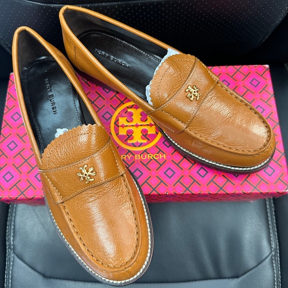 NIB! Tory Burch 150907 Women's Classic Loafer In Coconut Sugar/Brown Size 6 - Picture 1 of 10